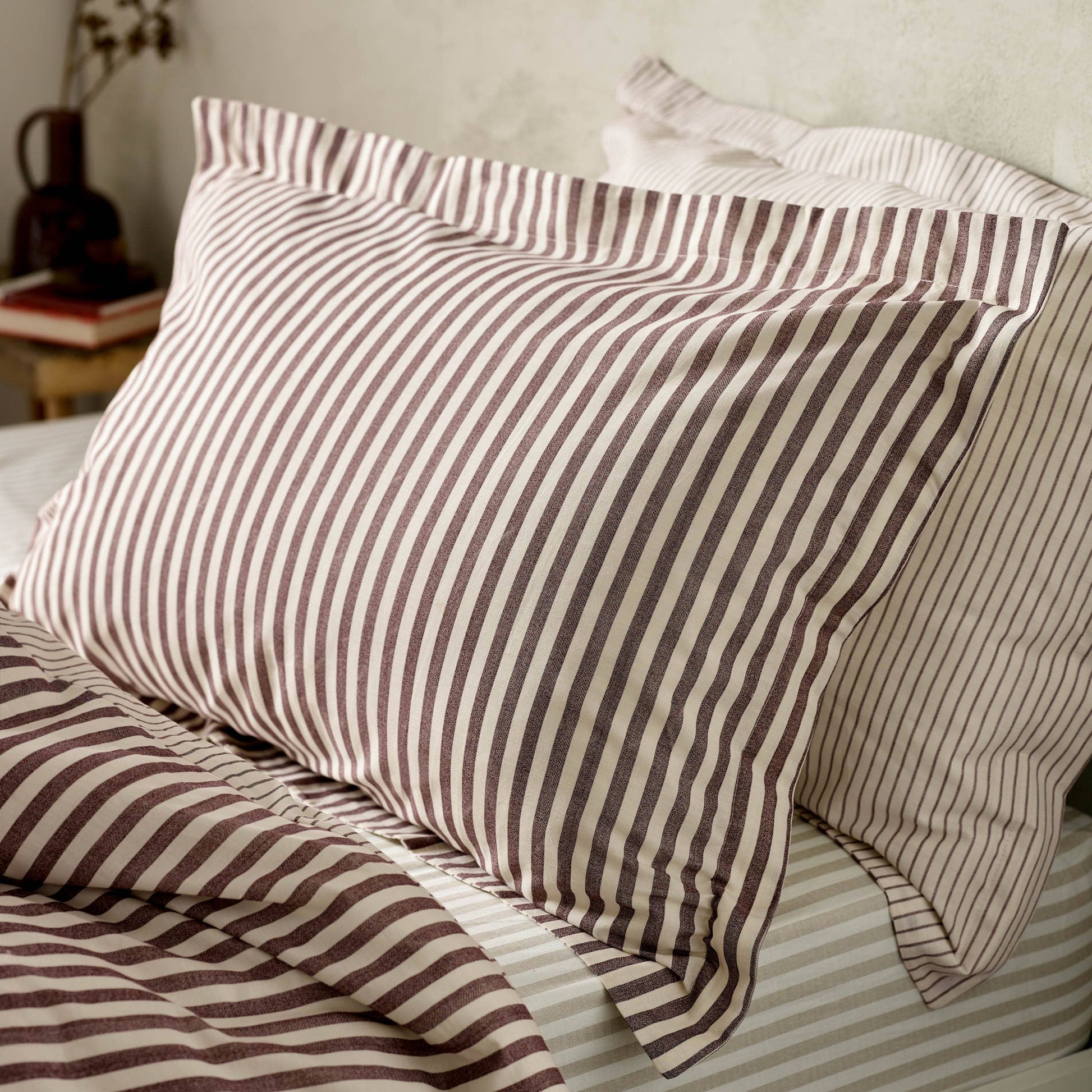 Parure de couette Hebden rayée – coloris Betterave