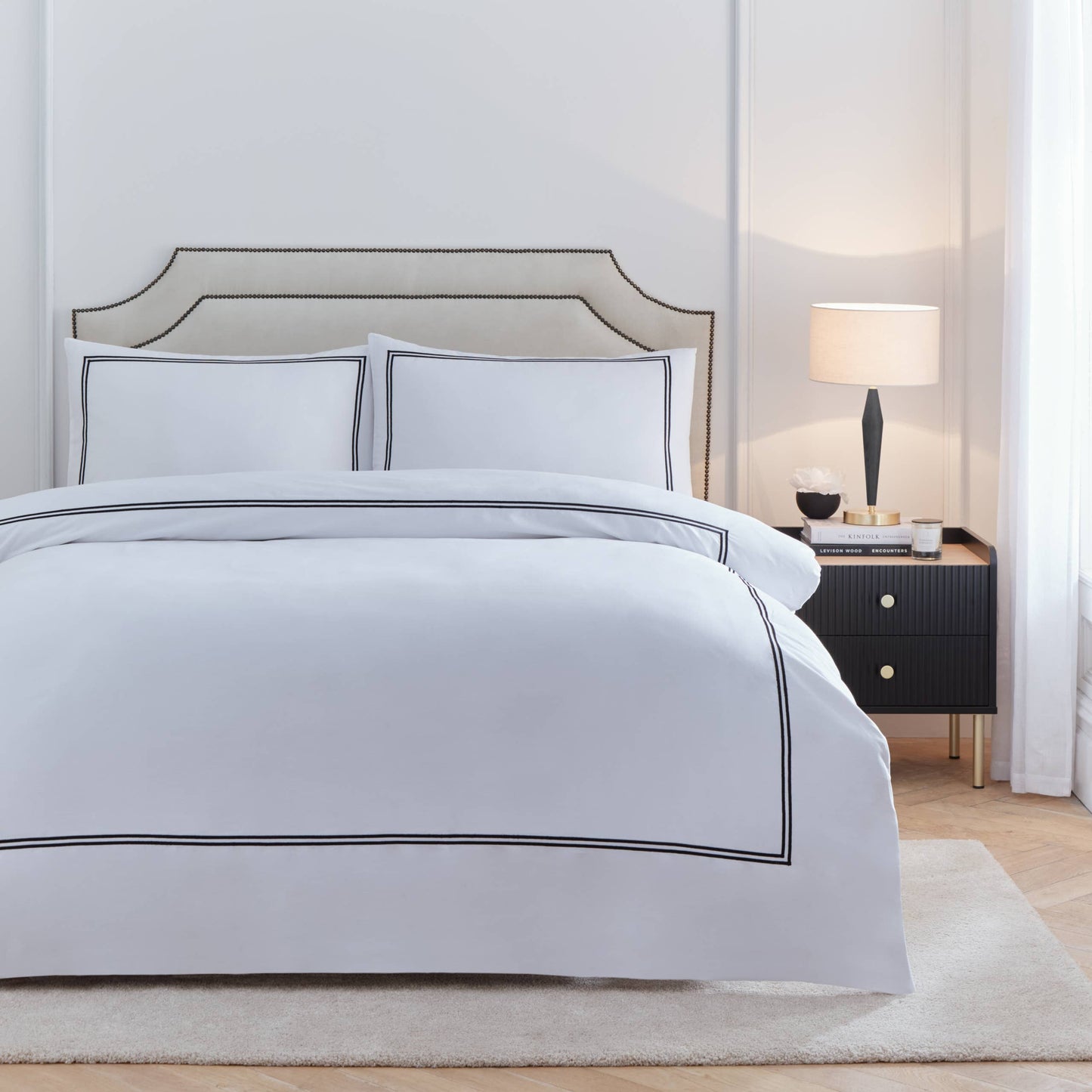 Elara Zwart Geborduurd Dekbedovertrek Set van 100% Katoen