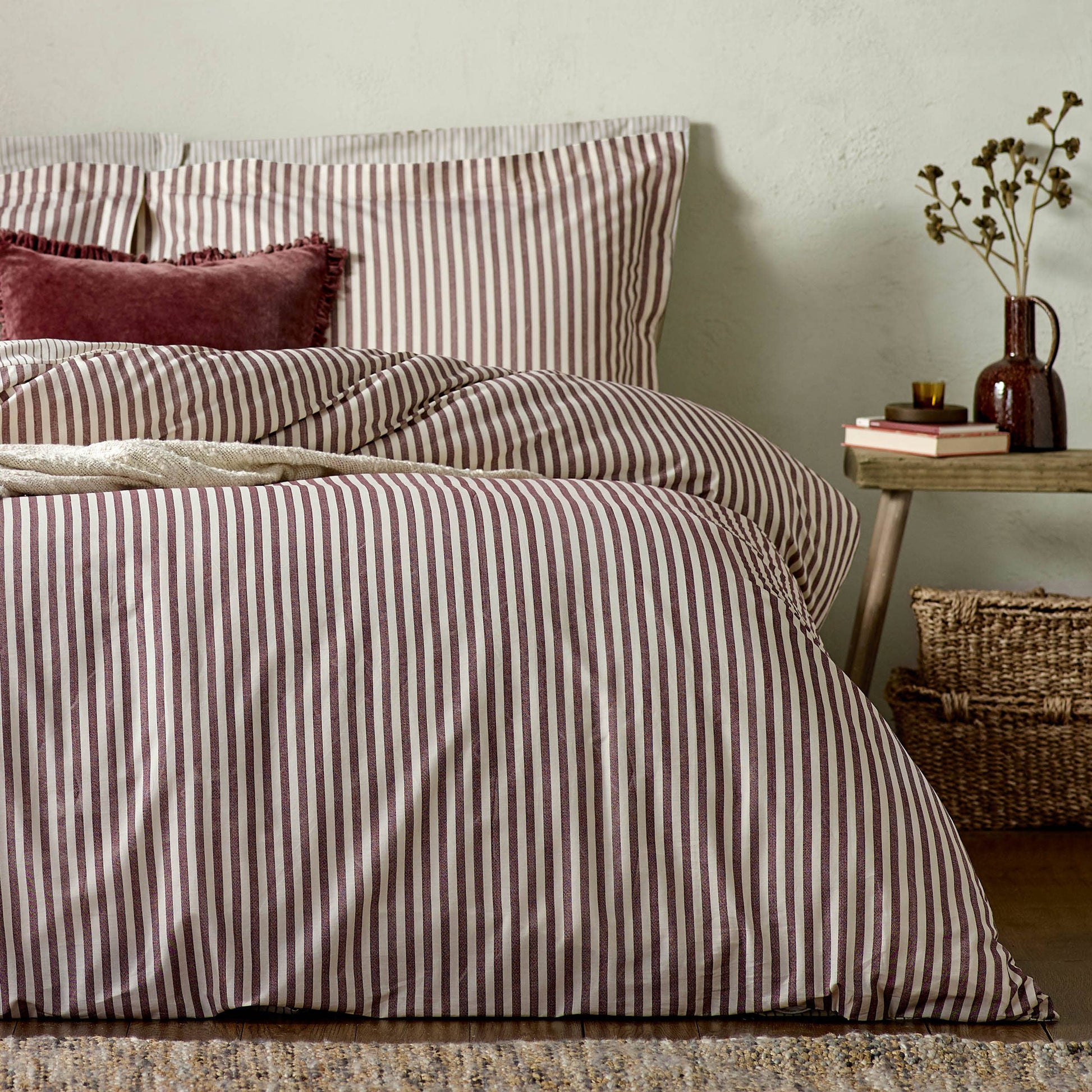 Parure de couette Hebden rayée – coloris Betterave