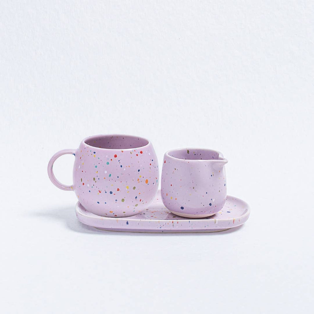 Coffret : 1 petit plateau, 1 mug boule et 1 pot à lait EGG BACK HOME